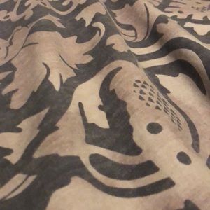 Meet your Posher, Briseida